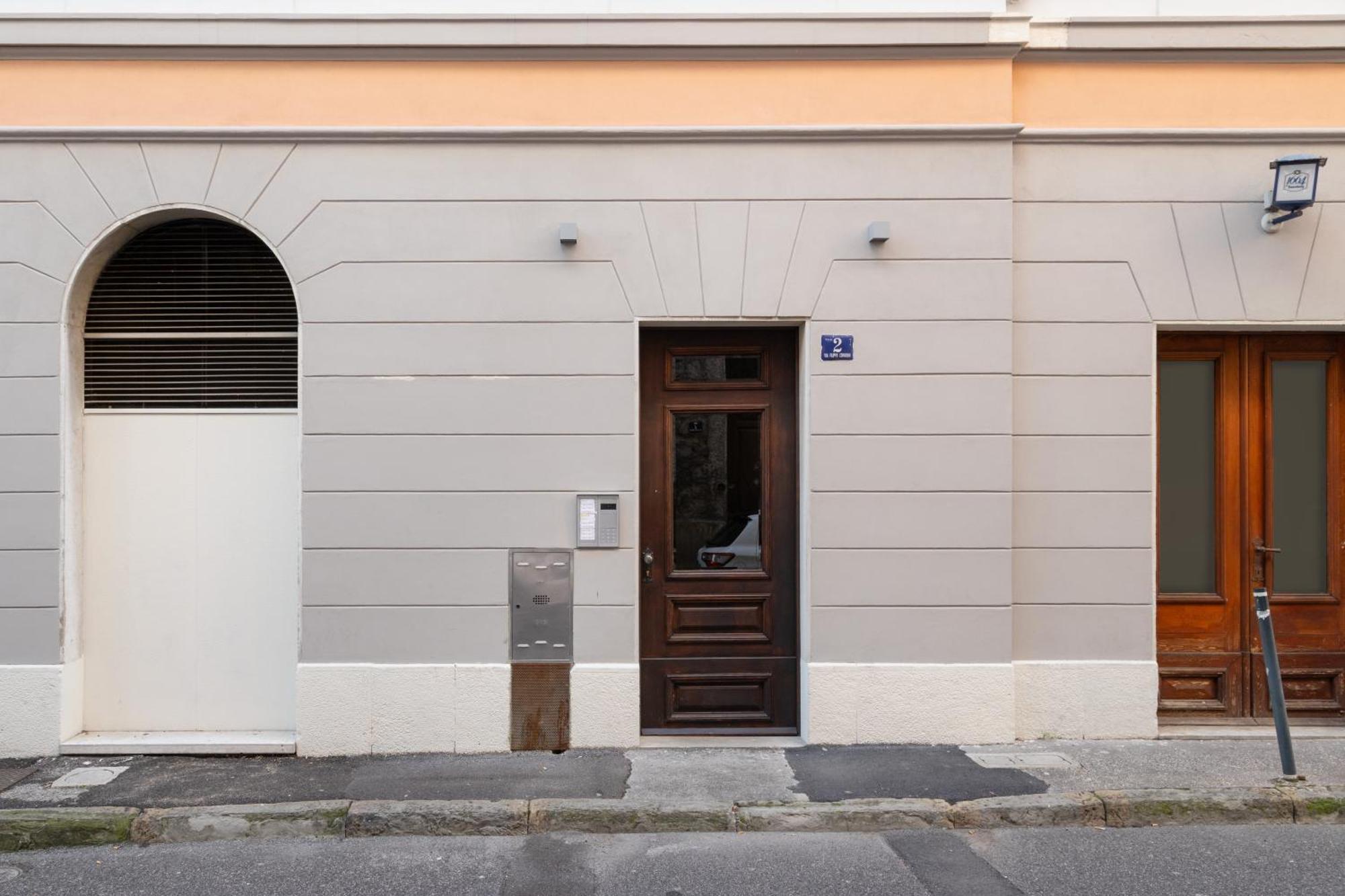 Blake, Attico Centrale Con Parcheggio A 的里雅斯特 外观 照片